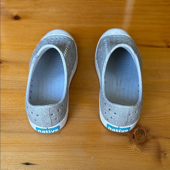 Native Kids Silver Sparkle Slip-On Sneakers - Picture 5 of 5